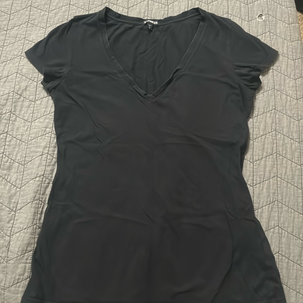 Express Women’s short sleeve tee medium